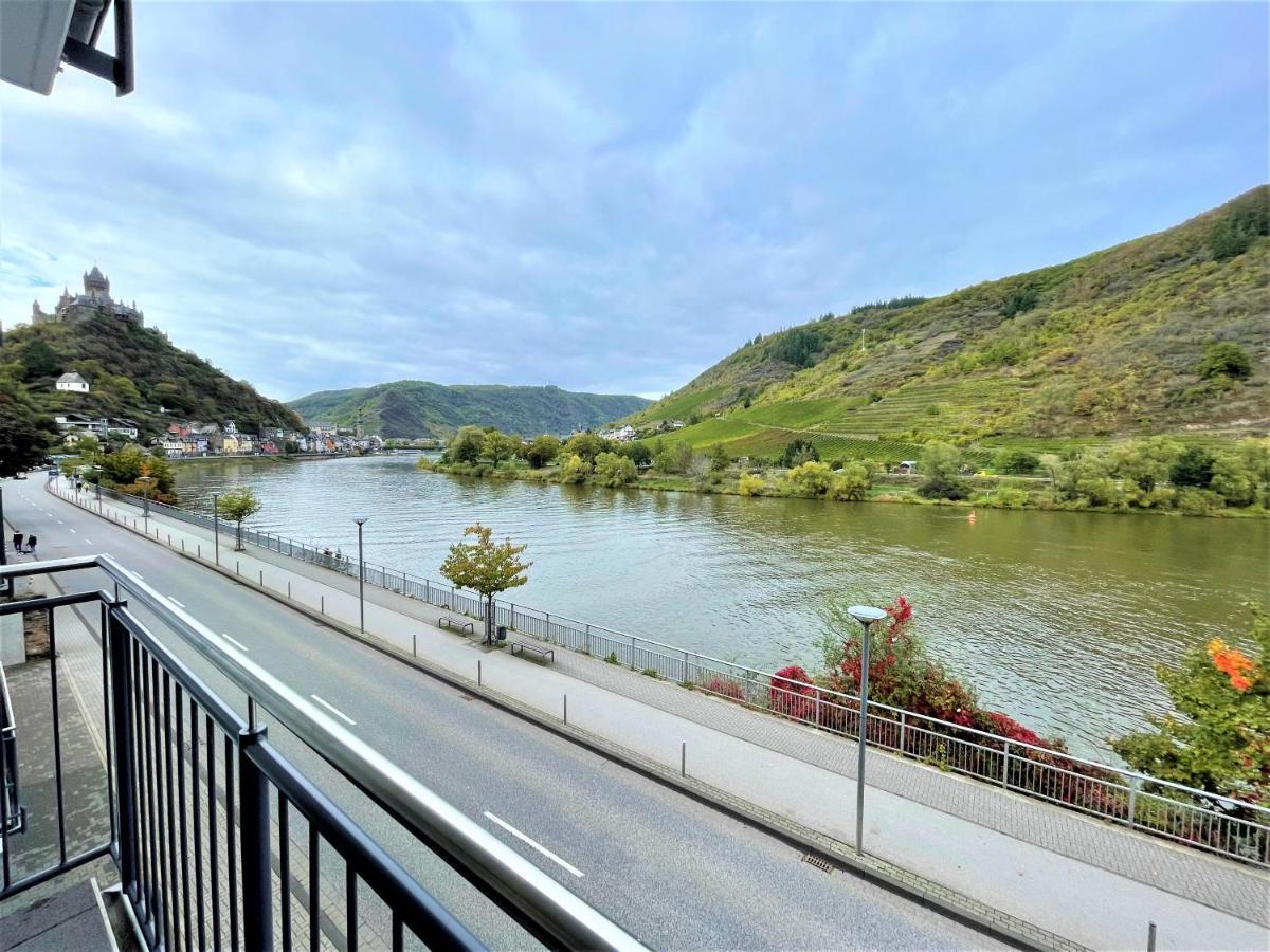 Moselpromenade Villa Moselufer, Panorama & Burg Cochem Blick, Netflix, Balkon Kültér fotó